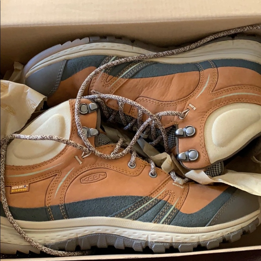 Keen Hiking boots